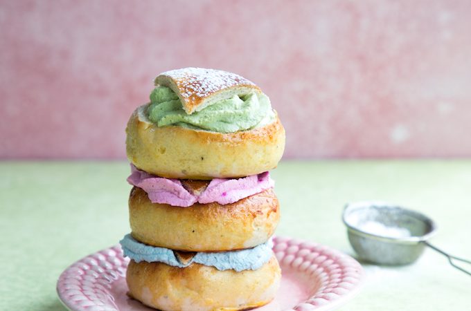 pastellisävyiset laskiaispullat