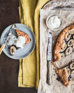 Banaani-suklaagalette, galette, galetteresepti, gatelletaikina, banaanipiirakka, suklaapiirakka