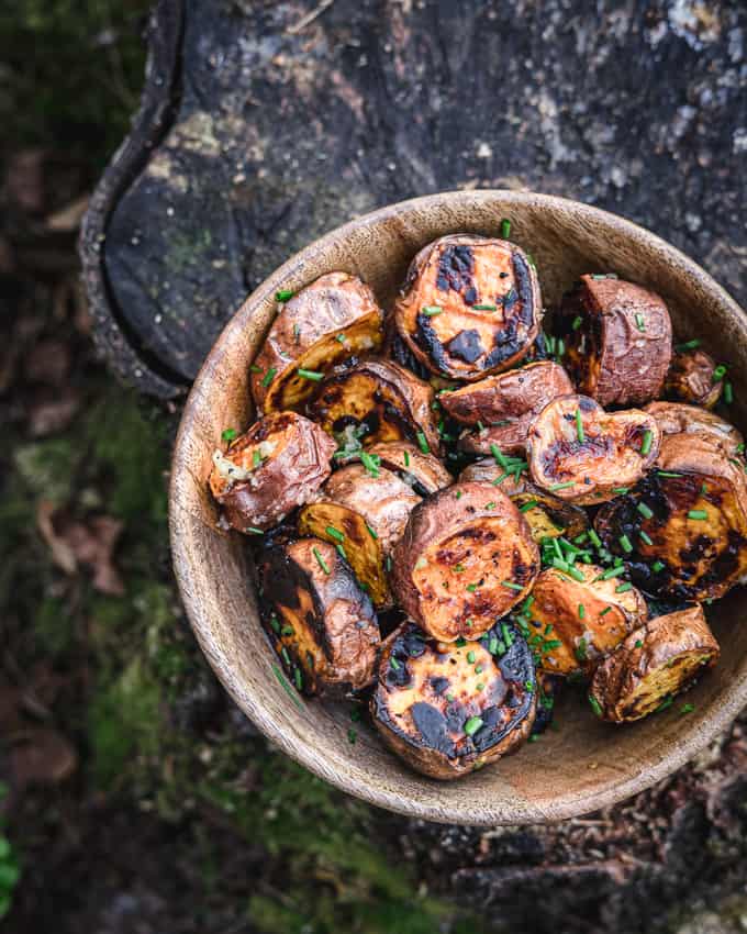 grillatut bataatit, bataattien grillaaminen, hyvä lisuke grillilihalle, lisuke grillistä