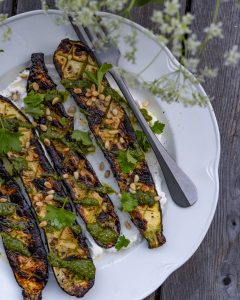 Kesäkurpitsa grillissä, miten grillata kesäkurpitsa